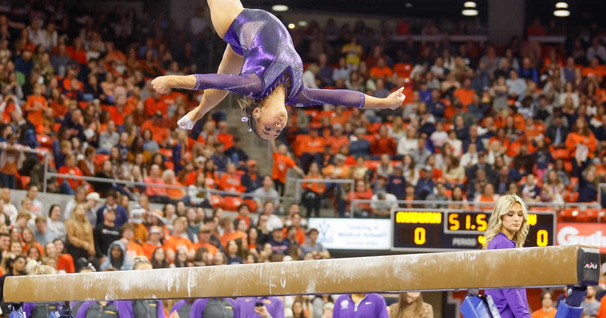 Aleah Finnegan wins vault gold in Thailand Aleah Finnegan wins vault gold in Thailand