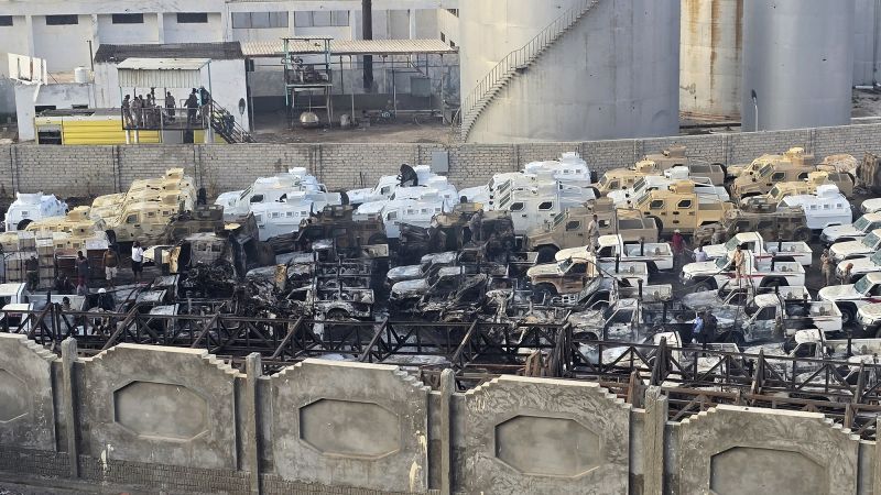 UAE says it will withdraw its remaining forces in Yemen after Saudi Arabia struck port city UAE says it will withdraw its remaining forces in Yemen after Saudi Arabia struck port city