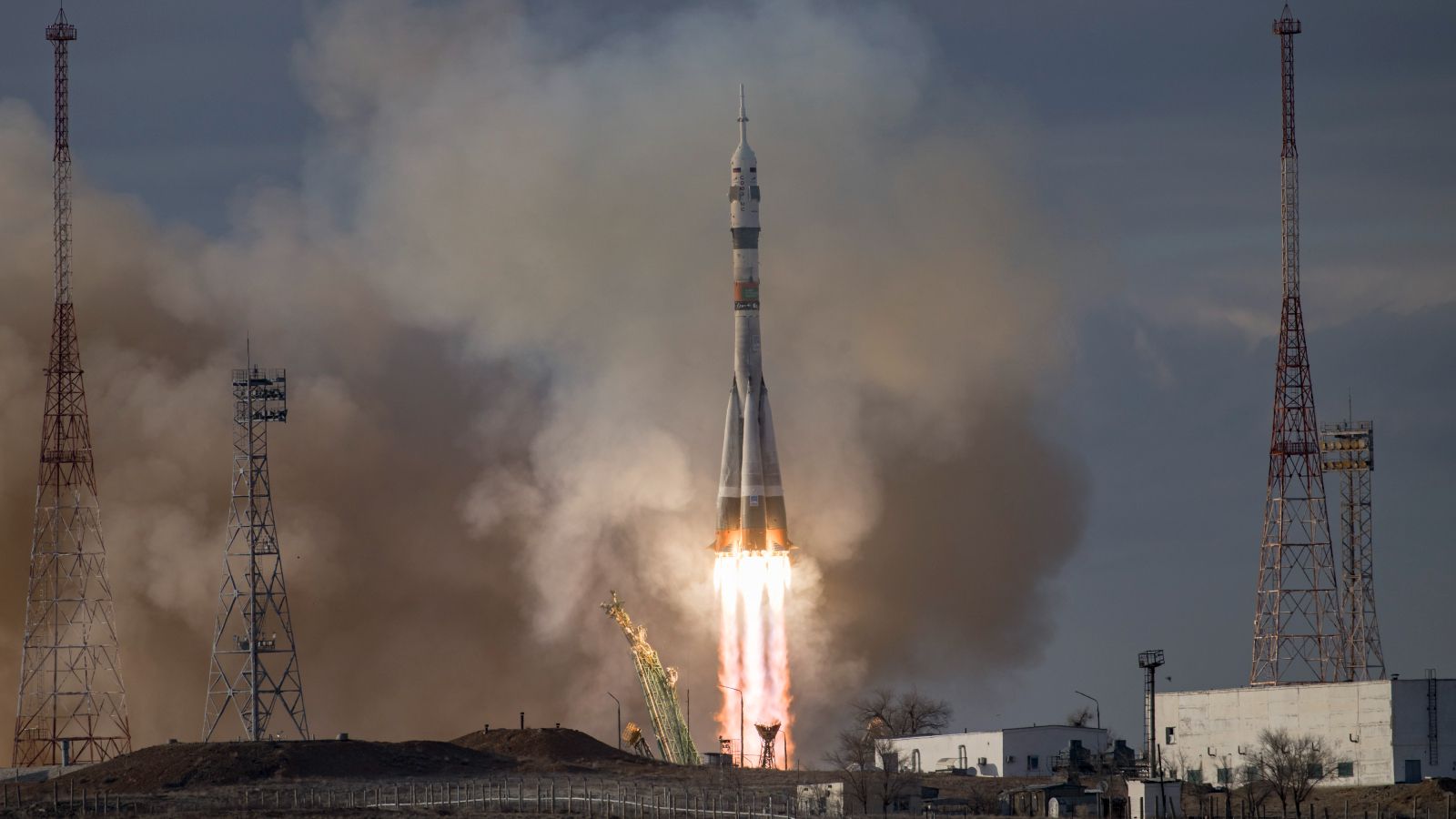 Oops! Russia accidentally destroys its only working launch pad as astronauts lift off to ISS