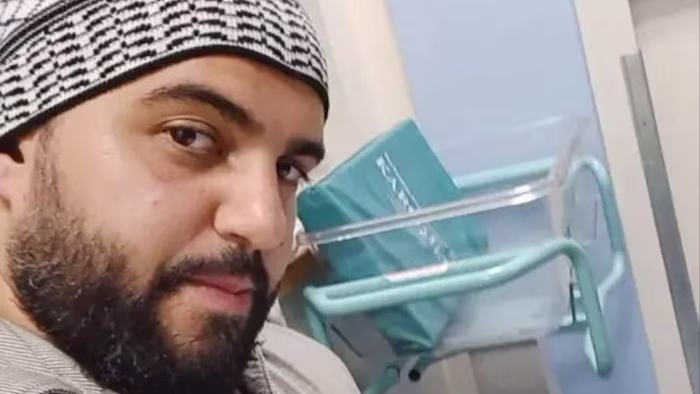 Manchester police refuse to say if synagogue attacker’s phone was examined before incident