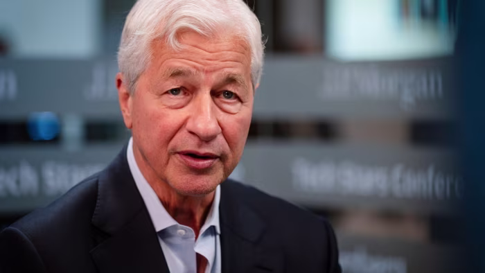 Jamie Dimon signals support for Kevin Warsh in Fed chair race Jamie Dimon signals support for Kevin Warsh in Fed chair race