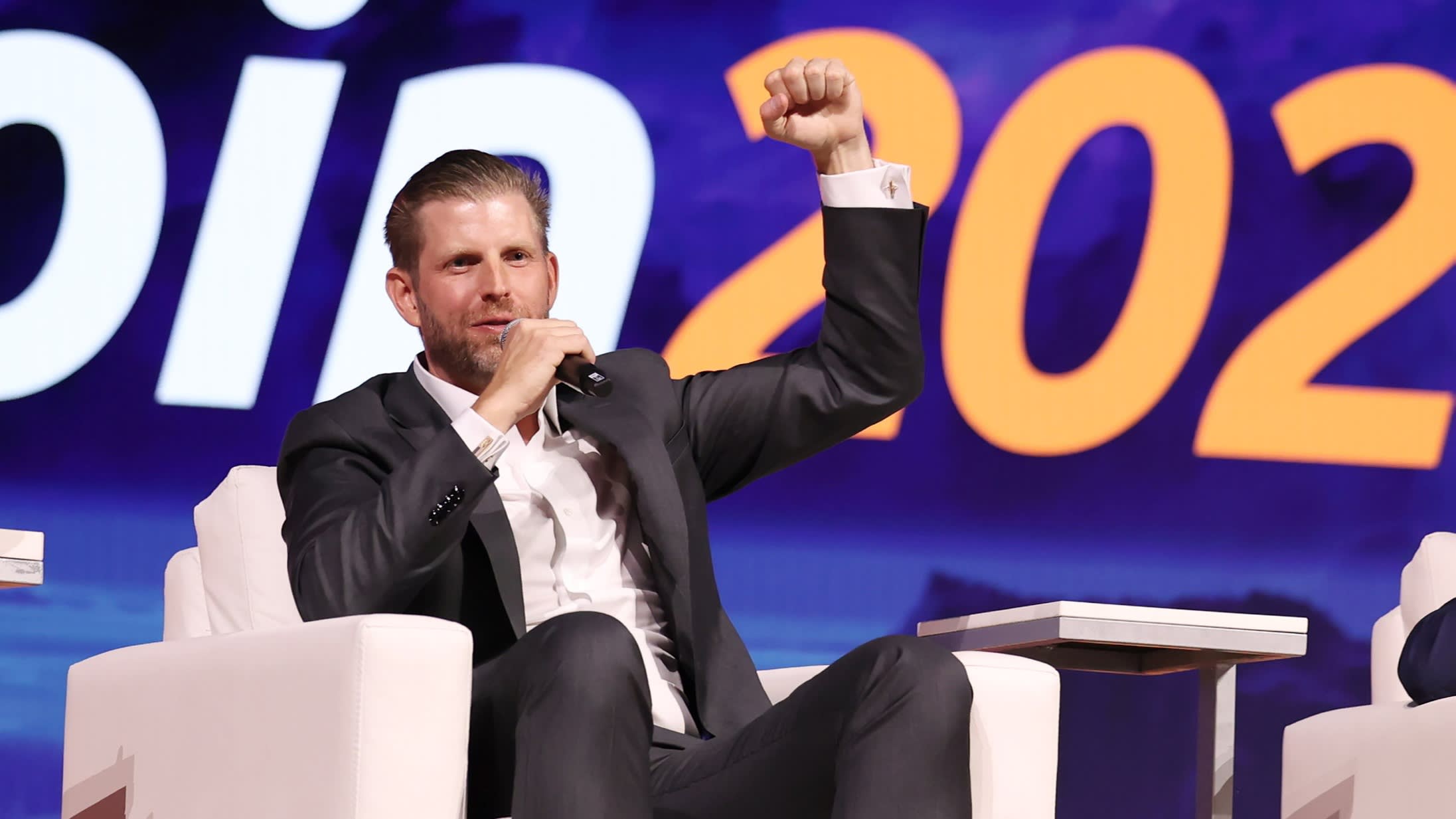 Trump sons’ bitcoin venture sheds a third of its value in crypto turmoil – Financial Times