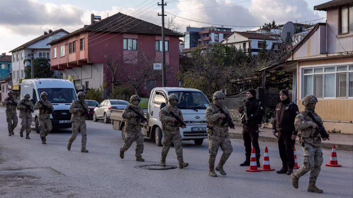 Turkey detains hundreds of Isis suspects after deadly shootout Turkey detains hundreds of Isis suspects after deadly shootout