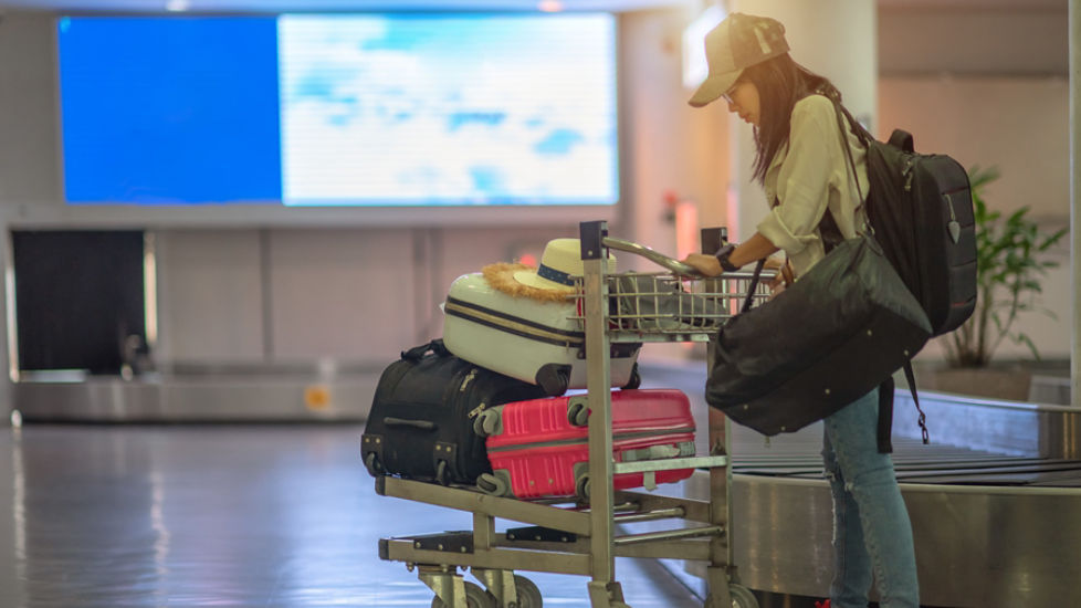 Black Friday travel splurge lifts spending to .8bn record Black Friday travel splurge lifts spending to .8bn record