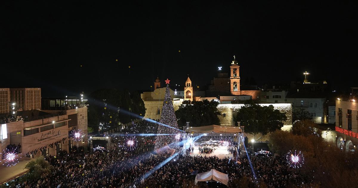 Christmas, Hanukkah Festivities Slowly Return to Holy Land Amid Shaky Ceasefire