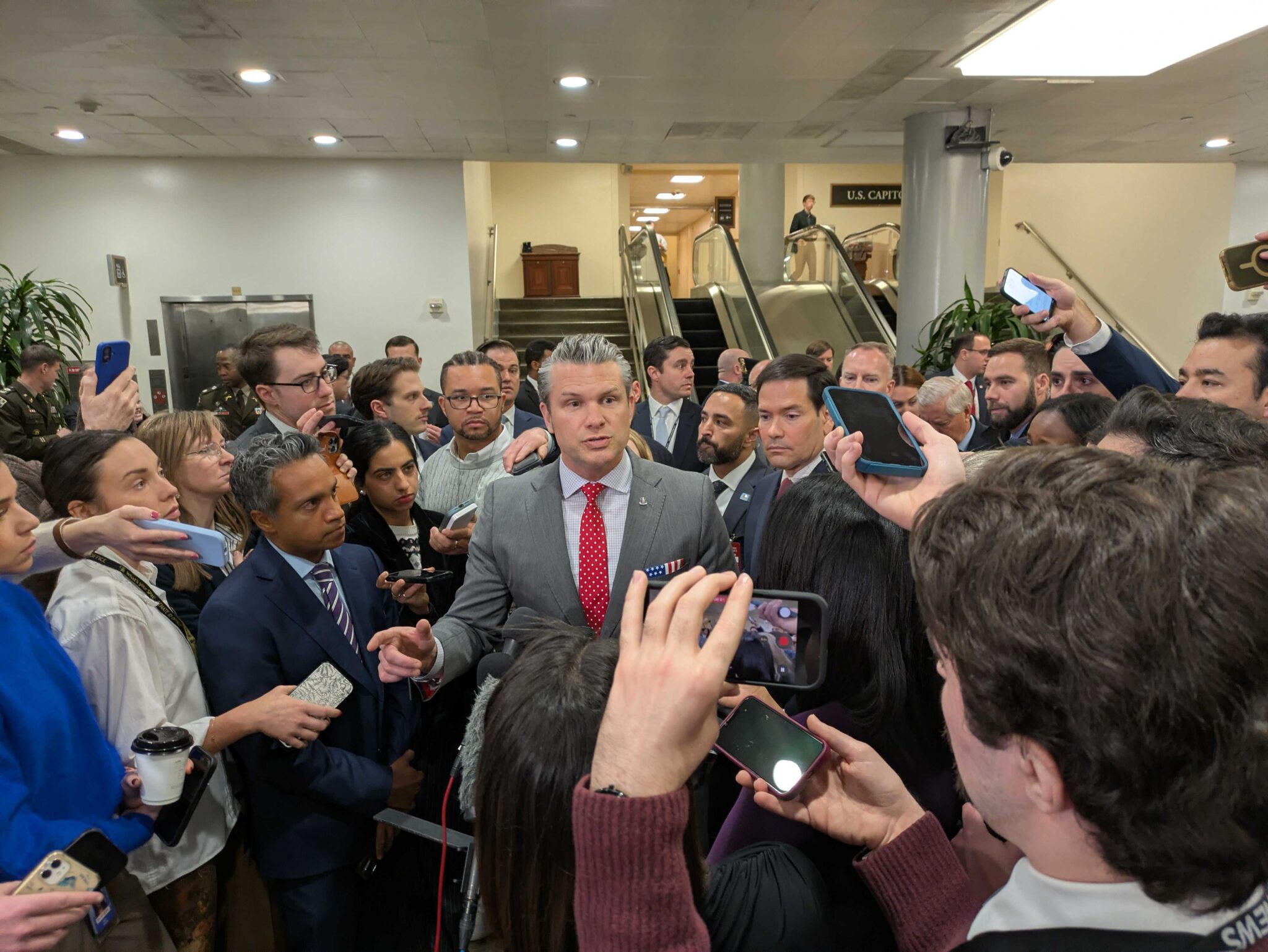 Sheehy says he stands behind Hegseth, Pentagon on Caribbean boat strikes • Daily Montanan