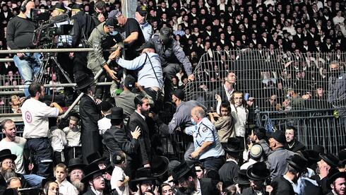 Police move to renew criminal probe into 2021 Mount Meron disaster that killed 45 Police move to renew criminal probe into 2021 Mount Meron disaster that killed 45