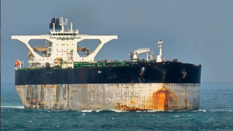 Trump says US remains in pursuit of oil tanker and it’d be ‘smart’ for Maduro to step down Trump says US remains in pursuit of oil tanker and it’d be ‘smart’ for Maduro to step down