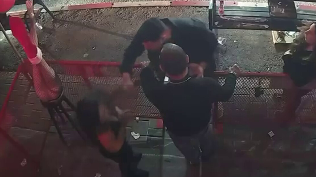 מבלה לא הורשה להיכנס למועדון – וסטר למארחת