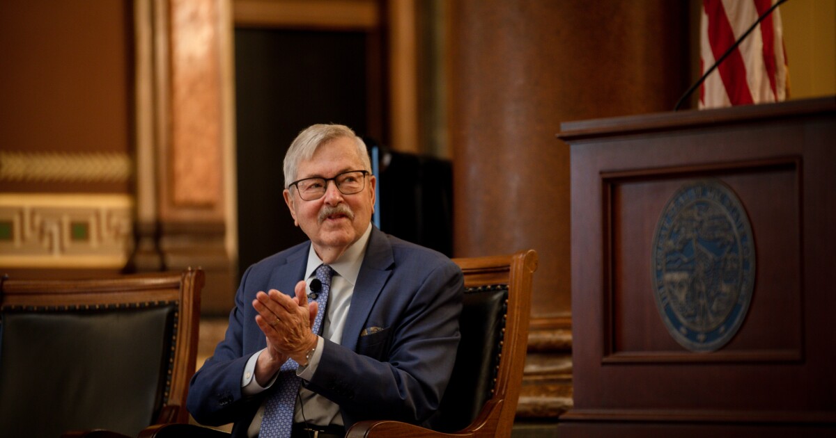 Longest serving governor in U.S. history, Terry Branstad, given Iowa’s highest citizen honor Longest serving governor in U.S. history, Terry Branstad, given Iowa’s highest citizen honor