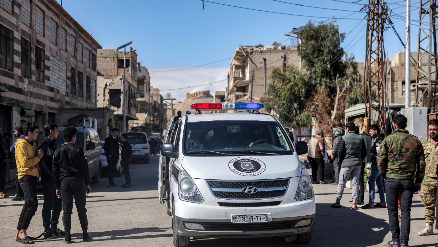 2 U.S. service members, 1 civilian are killed in ISIS attack in Syria : NPR 2 U.S. service members, 1 civilian are killed in ISIS attack in Syria : NPR