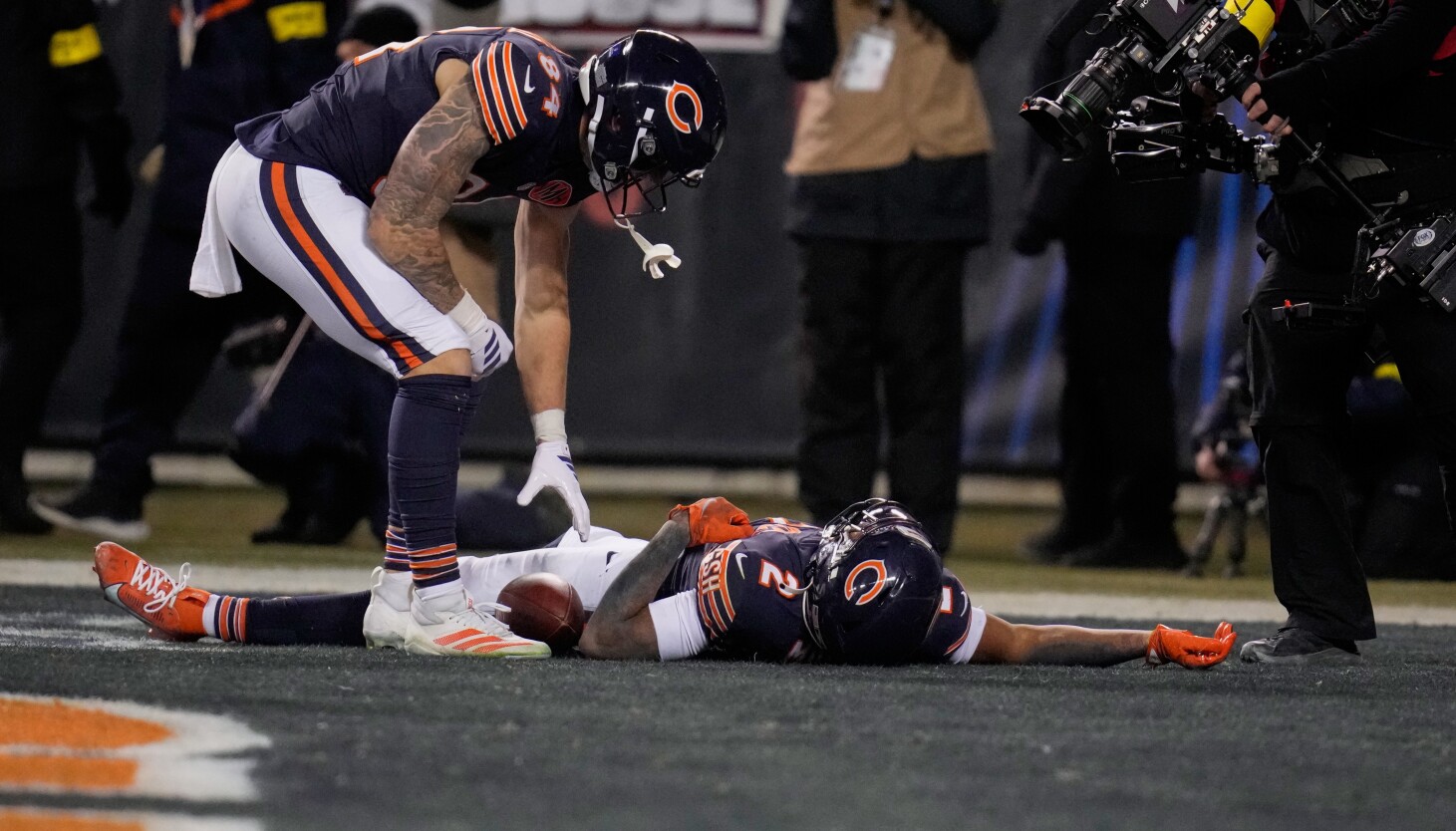 Your ‘roses’ and ‘thorns’ for 2025