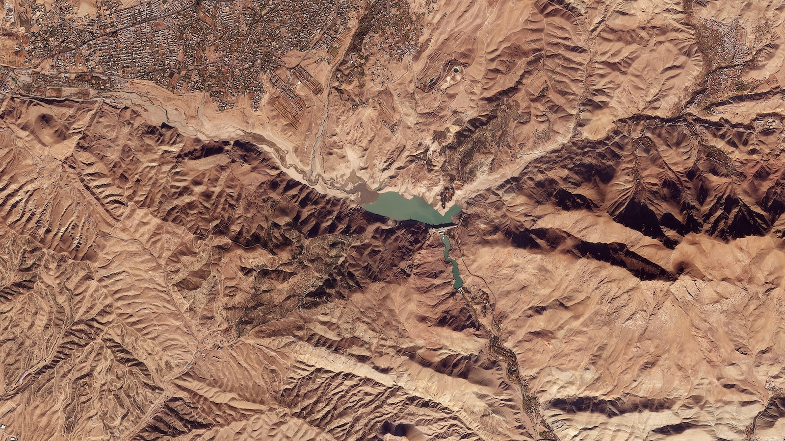 First rain of autumn falls in Iran’s capital, but the drought-ravaged nation needs far more