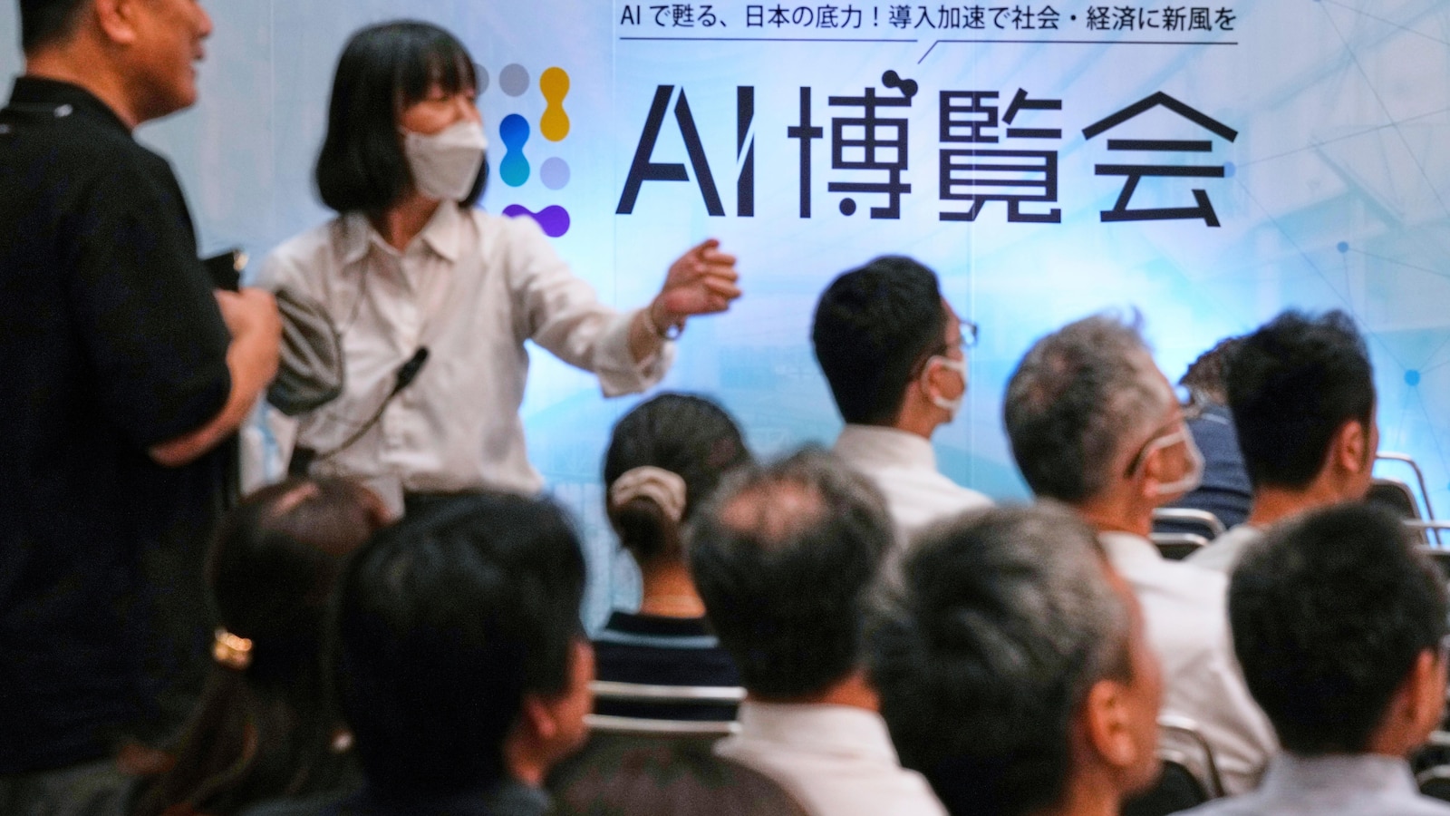 AI’s impact could worsen gaps between world’s rich and poor, a UN report says