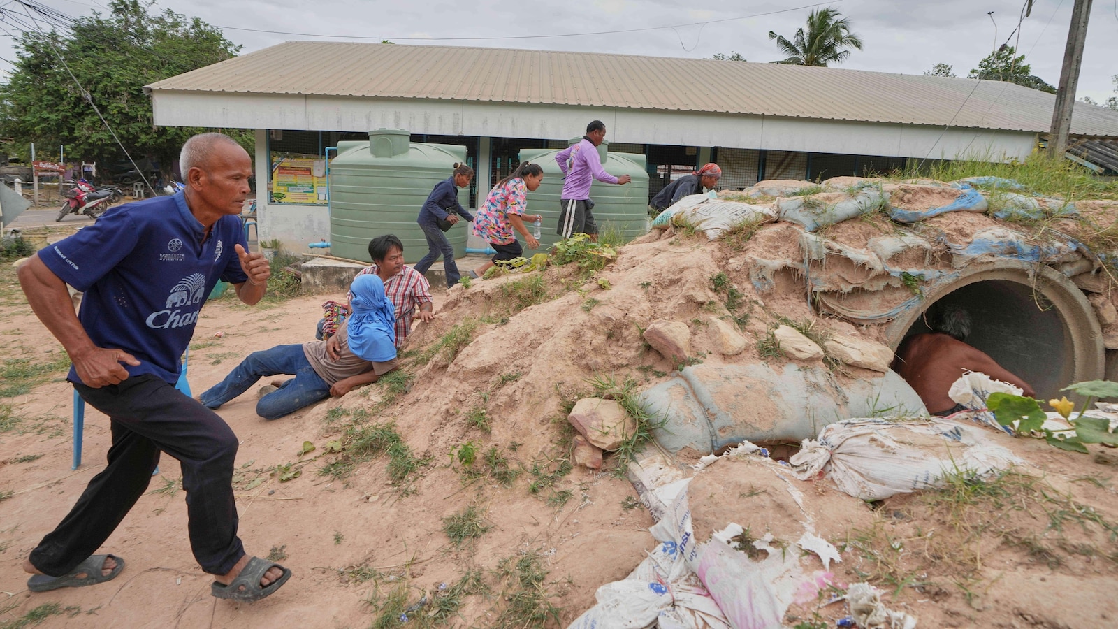 Fighting rages on Thai-Cambodian border despite Trump’s ceasefire claim