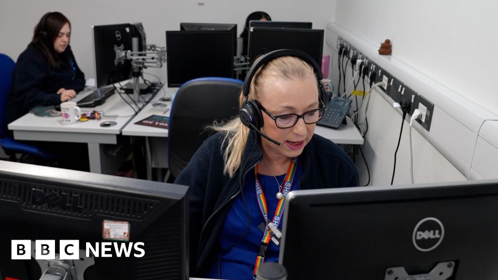 Call centre and robot helping ‘one-stop’ GP cut waiting times