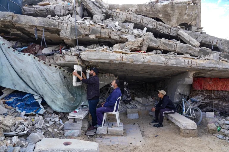 Israel-linked org poaches Gaza’s doctors – Not a ceasefire Day 86 Israel-linked org poaches Gaza’s doctors – Not a ceasefire Day 86