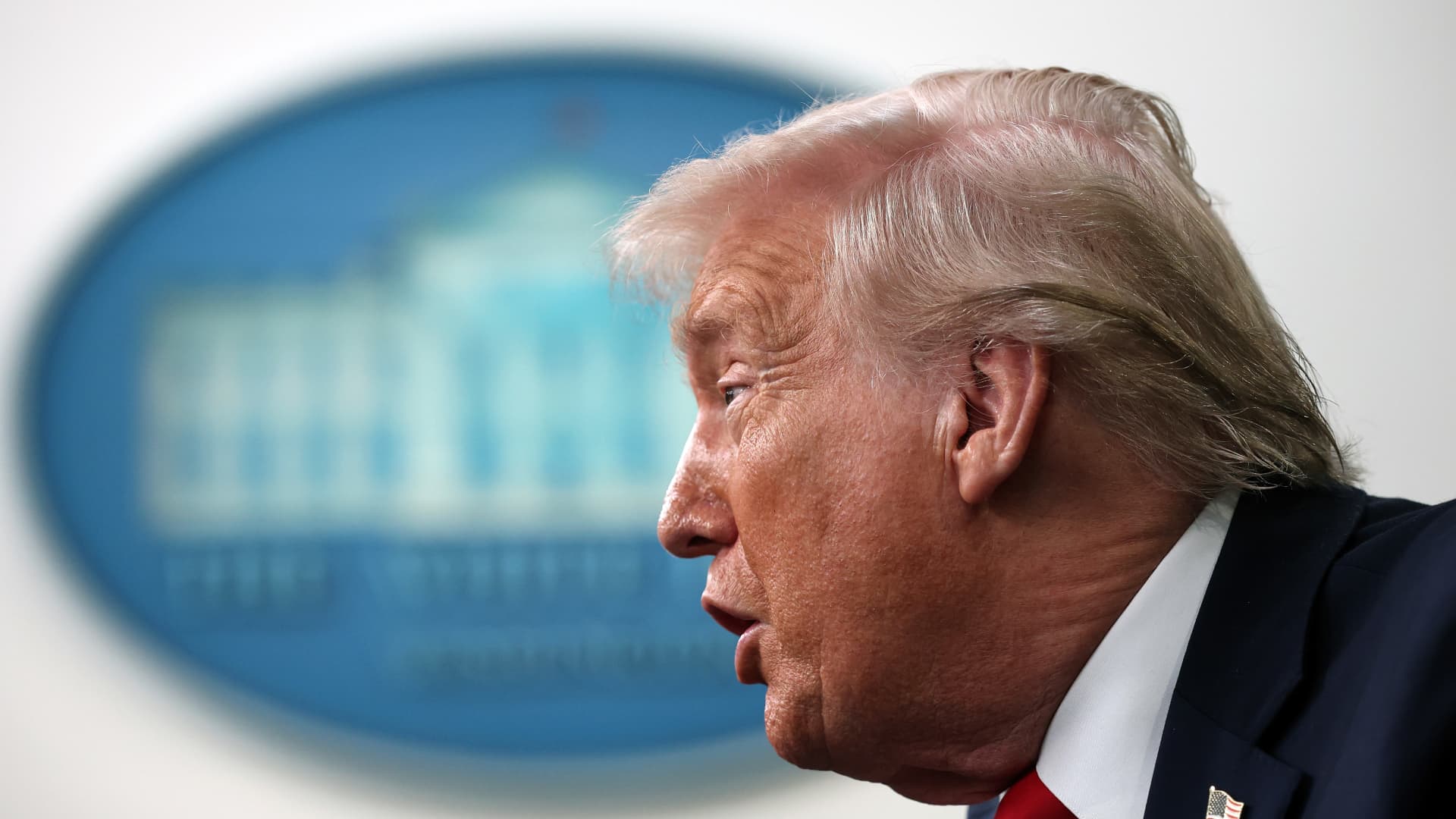 Trump’s intensifying pressure on Greenland prompts investors to ‘sell America’ Trump’s intensifying pressure on Greenland prompts investors to ‘sell America’