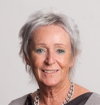 Yanoun and the Irish rain umbrella