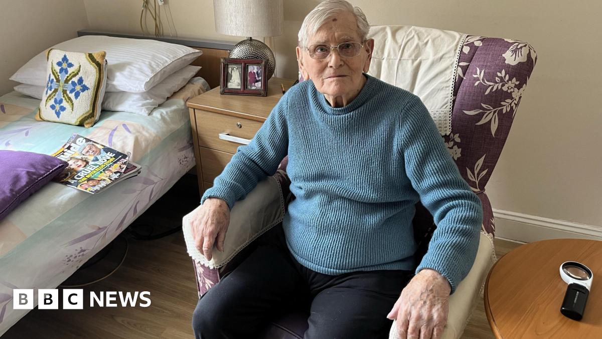 Funeral for Godstone WW2 veteran who spent years in prison camp