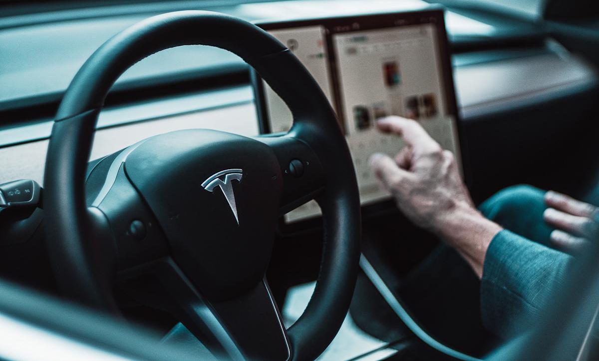 Barclays Says Tesla’s (TSLA) Fundamentals Are Taking a Back Seat