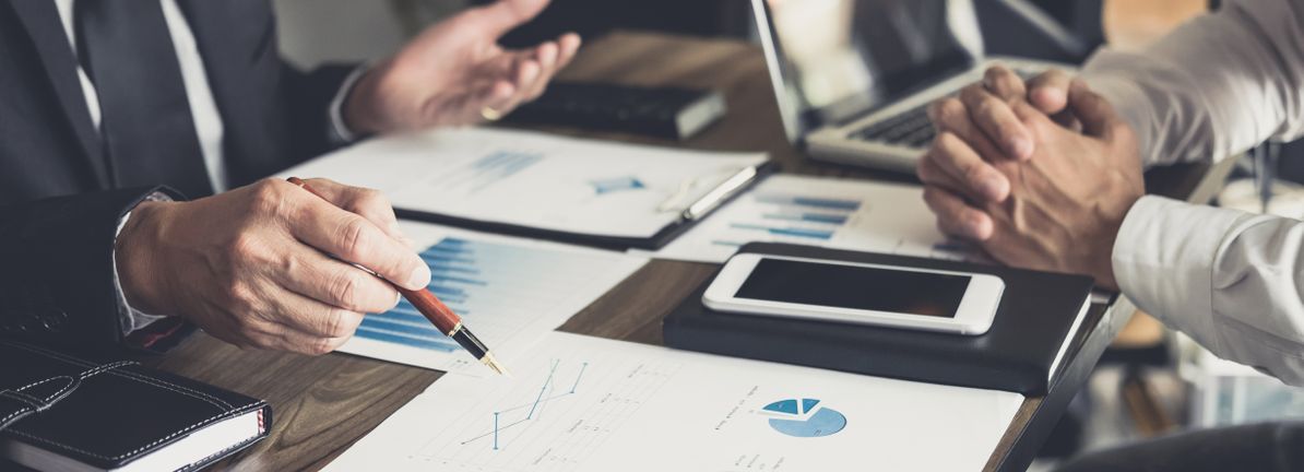 BRC Group Holdings (RILY) Valuation After Q3 Turnaround And Restored Nasdaq Compliance BRC Group Holdings (RILY) Valuation After Q3 Turnaround And Restored Nasdaq Compliance