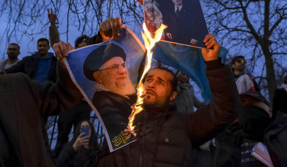 Four scenarios if the Iranian regime falls