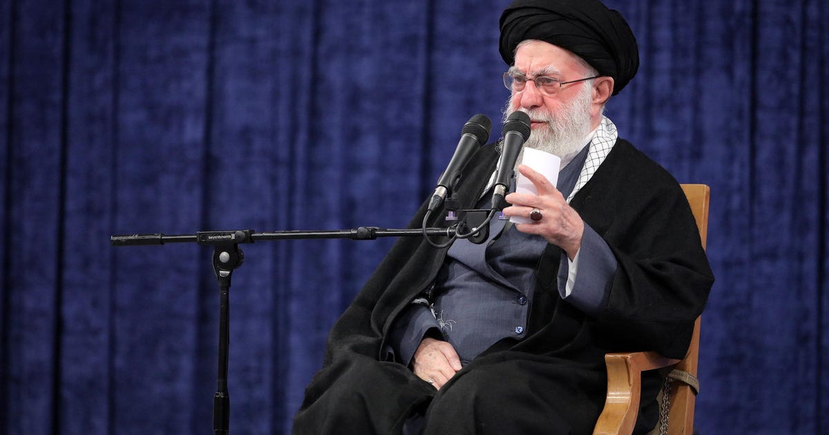 איראן אינה ונצואלה, וחמינאי יכול להכיל את המחאה, לפחות בינתיים – המזרח התיכון