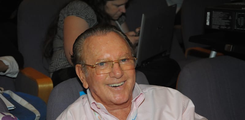 Amdocs founder Morris Kahn dies aged 95 Amdocs founder Morris Kahn dies aged 95