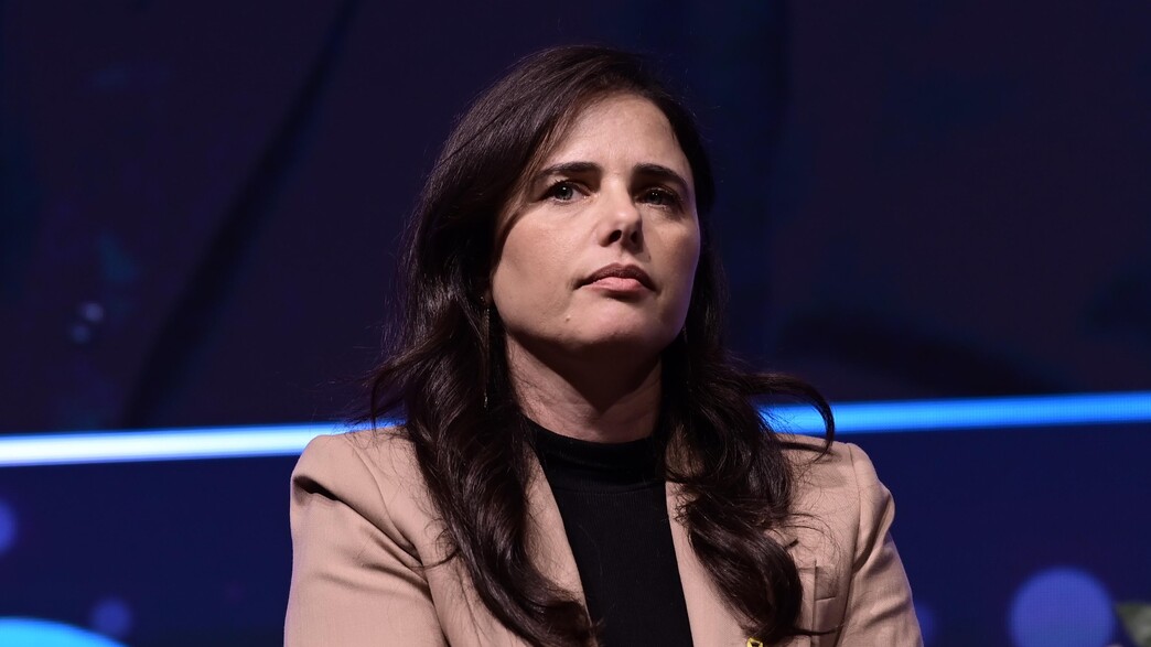 האקרים איראנים: “פרצנו לטלפון של איילת שקד” האקרים איראנים: “פרצנו לטלפון של איילת שקד”