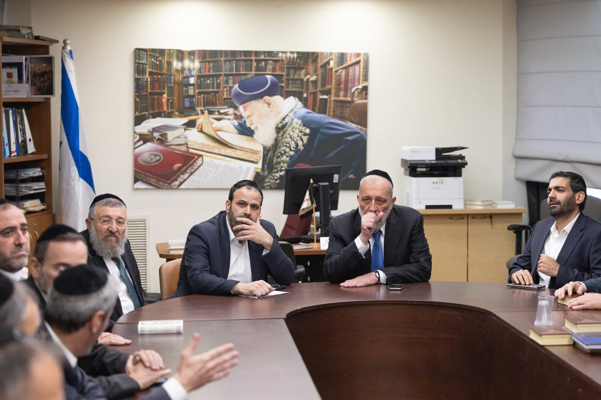 Shas vows to oppose 2026 budget unless coalition passes Haredi draft exemption bill