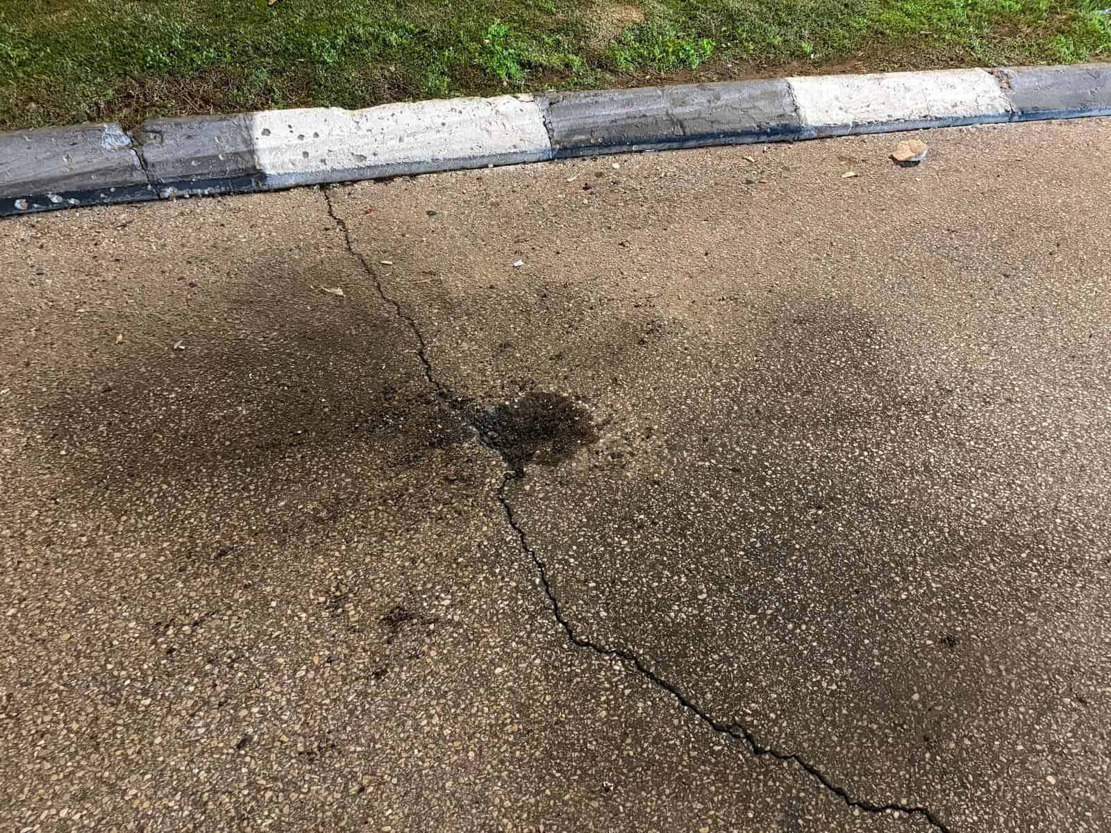 חשד להשלכת רימון רסס בנשר: נזק לרכב וללא נפגעים חשד להשלכת רימון רסס בנשר: נזק לרכב וללא נפגעים