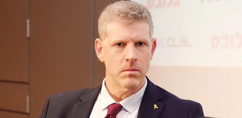 Israel raises b debt at improved spreads