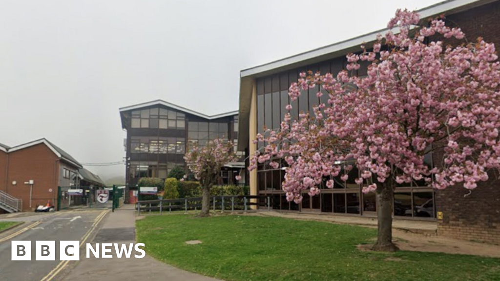 Solar panels set to generate energy for Scarborough school Solar panels set to generate energy for Scarborough school