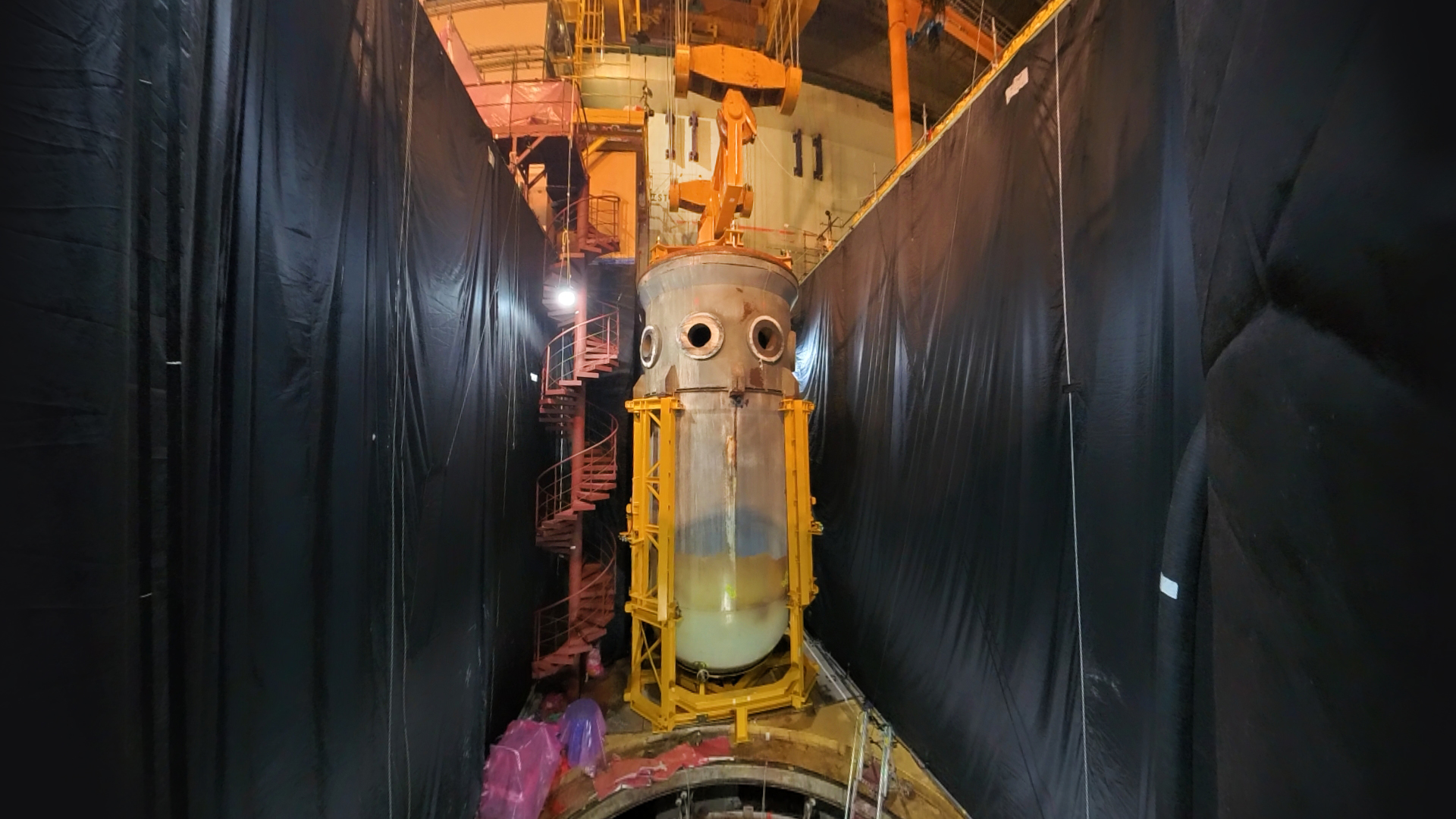 Multi-Criteria Decision Making for Decommissioning Projects