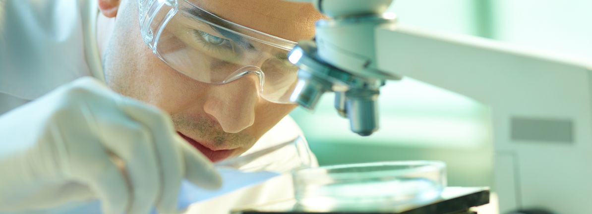 Assessing Pharvaris (PHVS) Valuation After Recent Share Price Volatility And DCF Upside Gap