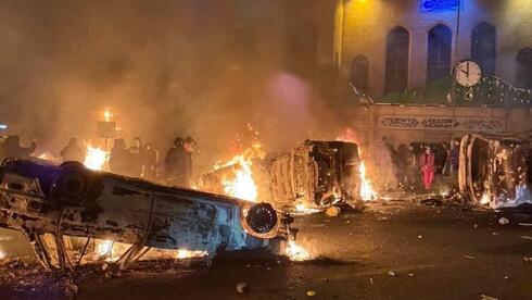 Estimates say ‘masses’ killed in Iran; Netanyahu spoke with Rubio as protests spread