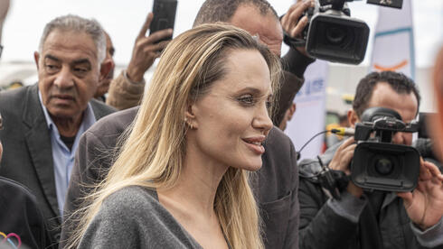 Angelina Jolie visits Rafah Crossing on ‘humanitarian tour’