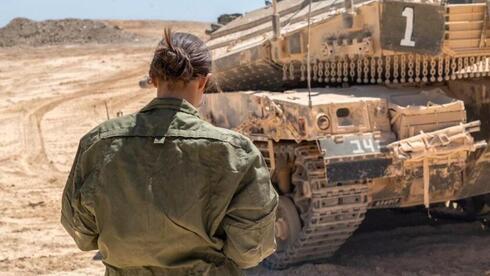 IDF set to launch new pilot program for female combat soldiers