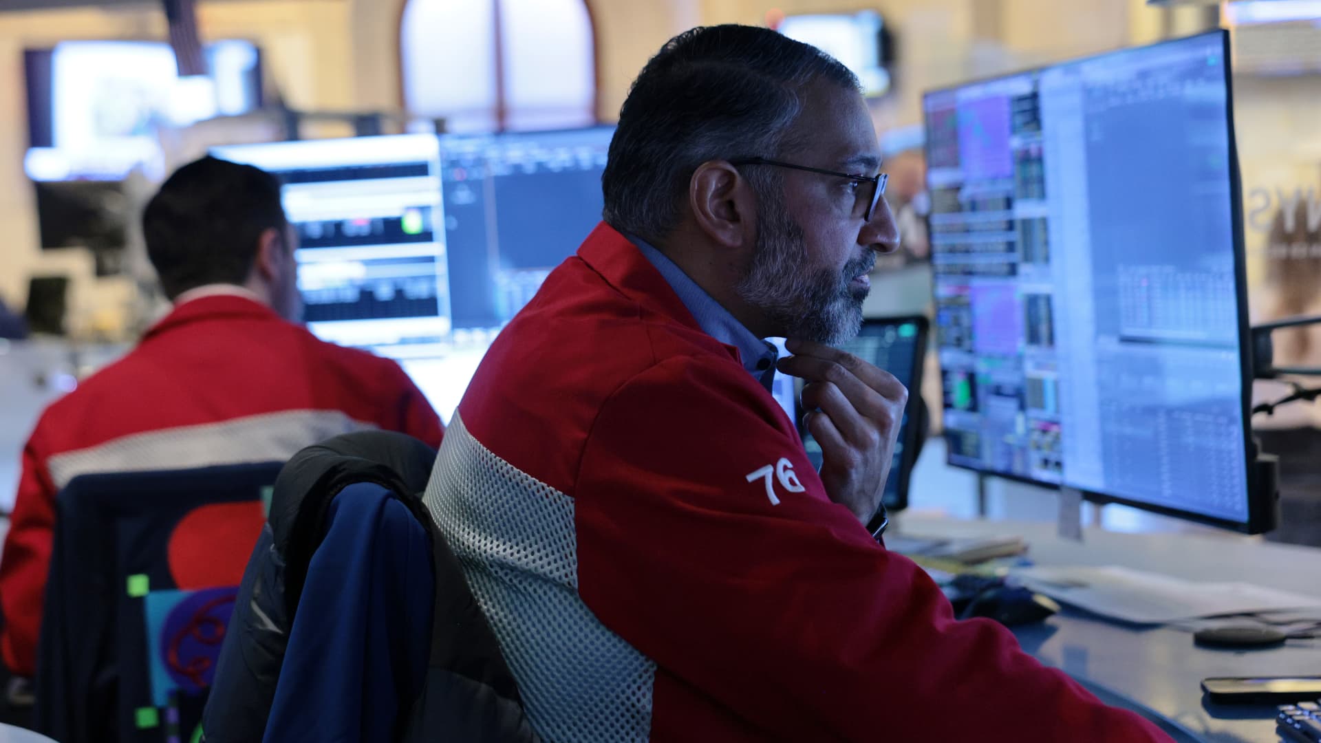 investors look ahead to busy week of jobs data investors look ahead to busy week of jobs data