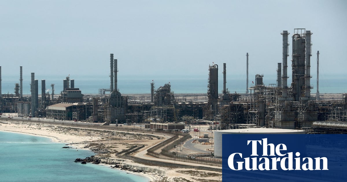 Reaching net zero by 2050 ‘cheaper for UK than one fossil fuel crisis’ | Climate crisis Reaching net zero by 2050 ‘cheaper for UK than one fossil fuel crisis’ | Climate crisis