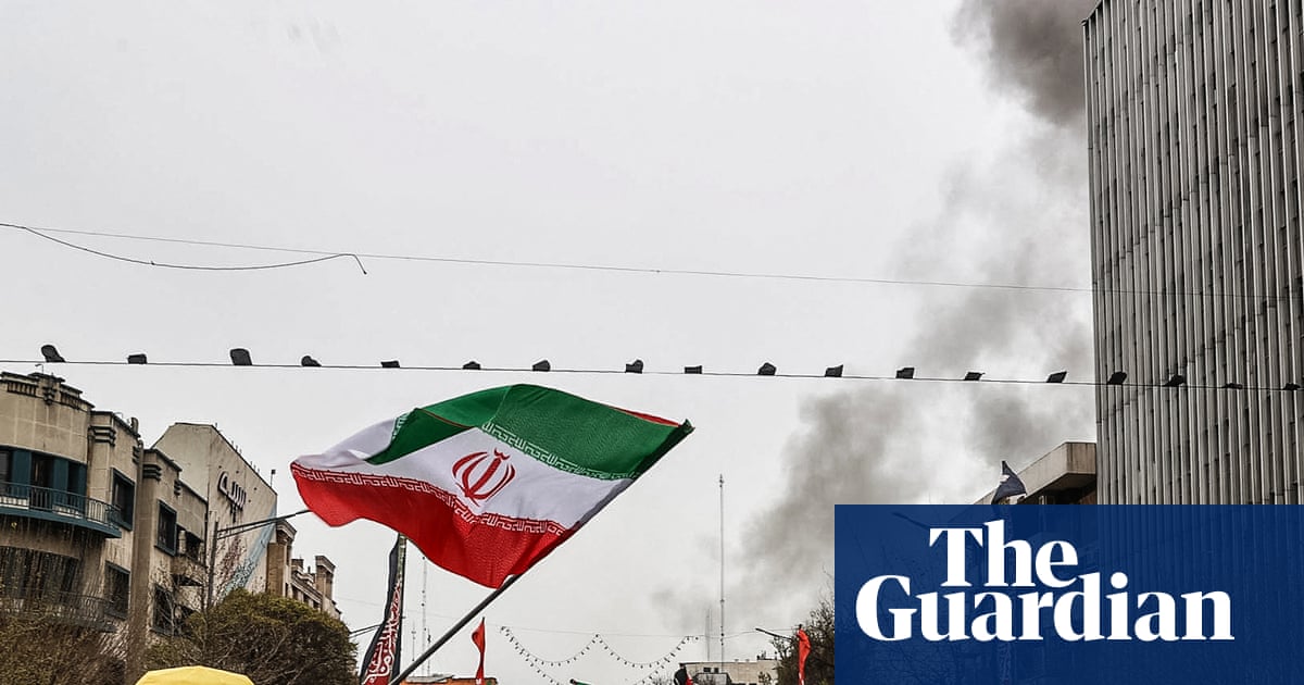 Trump calls Iran leaders ‘deranged scumbags’ as Middle East violence spirals | US-Israel war on Iran Trump calls Iran leaders ‘deranged scumbags’ as Middle East violence spirals | US-Israel war on Iran