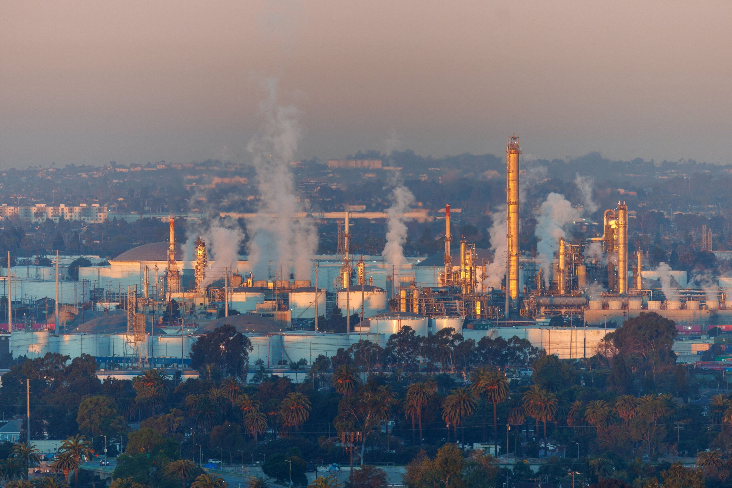 California hit by much higher oil prices as Iran war stresses refiners