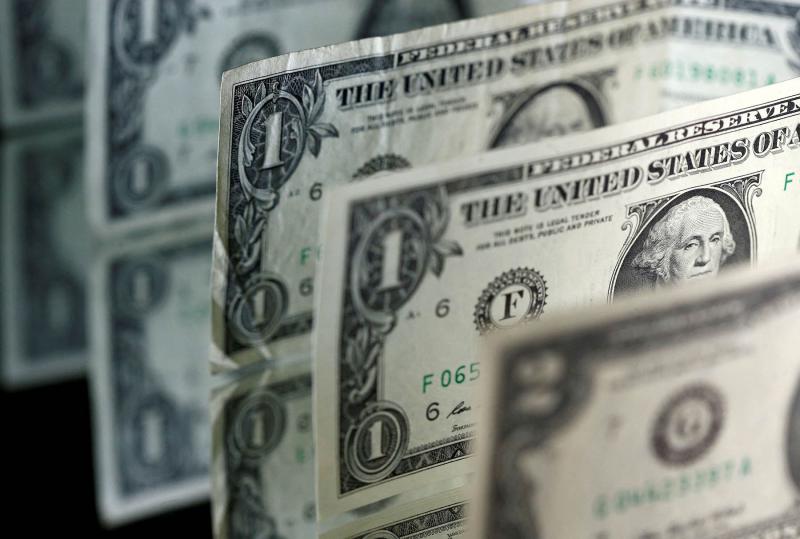 Dollar climbs as ‘safe haven’ amid market turmoil |