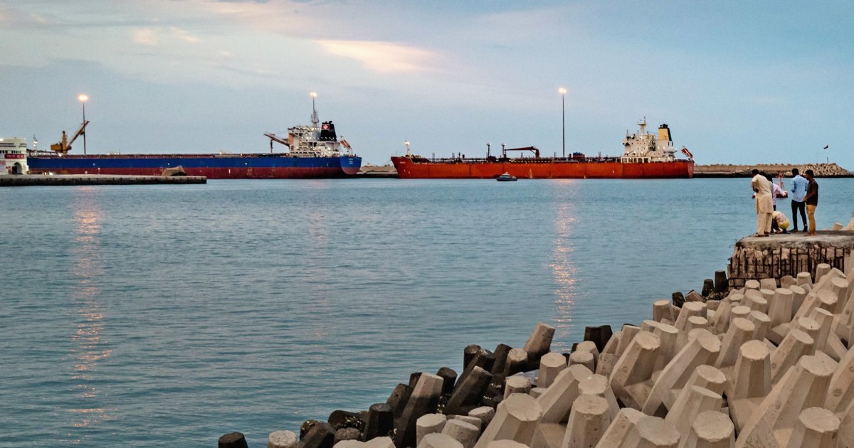 Stocks fall, oil prices rise amid doubts over U.S.-Iran talks