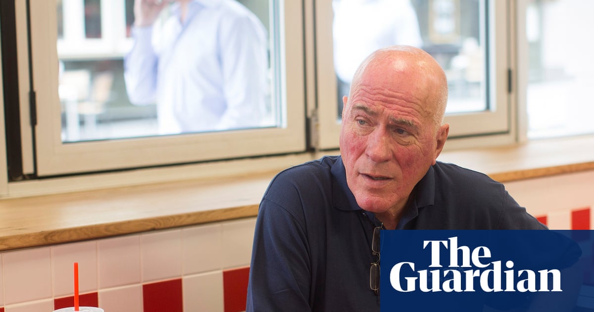 Five Guys CEO says he gave a .5m bonus to his workers so he wouldn’t get shot in the back | Burgers