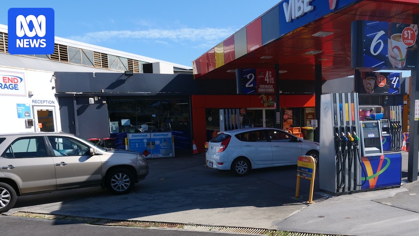 Fuel rationing a chance in Australia if war continues to trim global oil supplies, experts say Fuel rationing a chance in Australia if war continues to trim global oil supplies, experts say