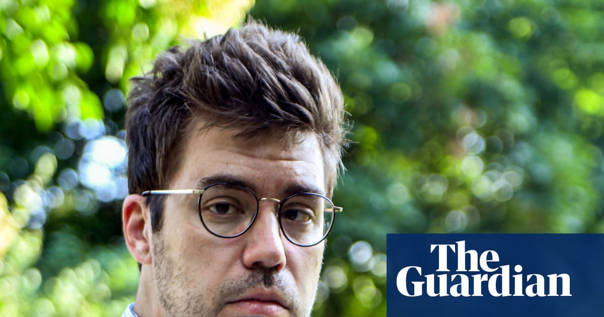 Hungary charges journalist after claims minister was in touch with Moscow | Hungary