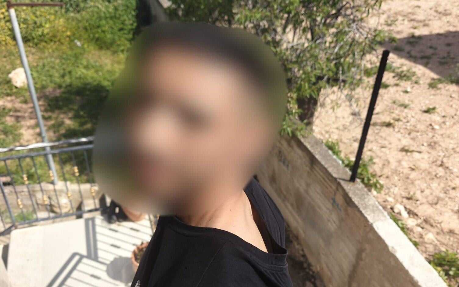 Man kidnaps daughters to West Bank; officers rescue them, arrest him