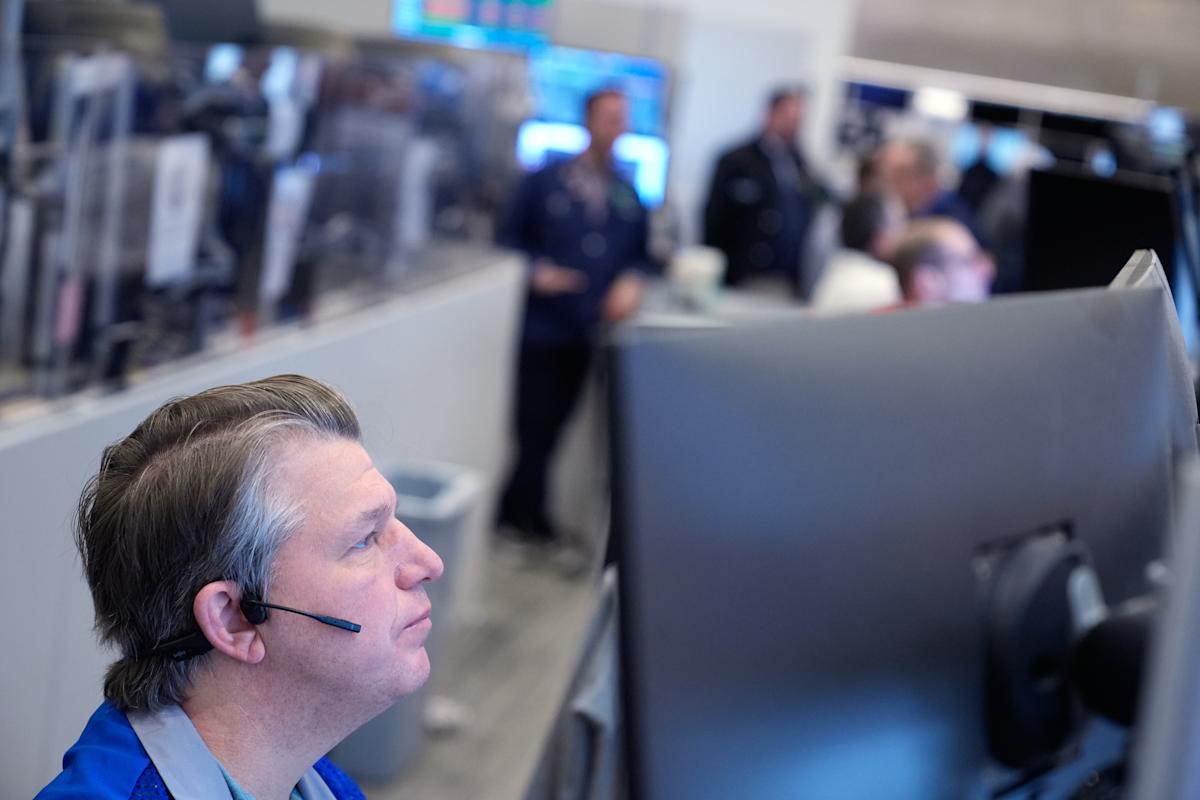 Dow plummets, S&P 500 and Nasdaq fall as oil surges to highest levels since 2024